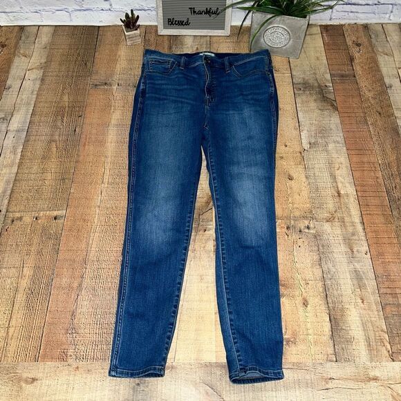 Madewell
10" High-Rise Roadtripper Authentic Skinny Jeans - Picture 5 of 11